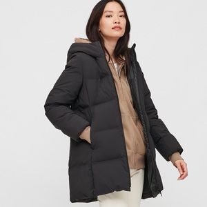 Uniqlo Seamless down short coat parka